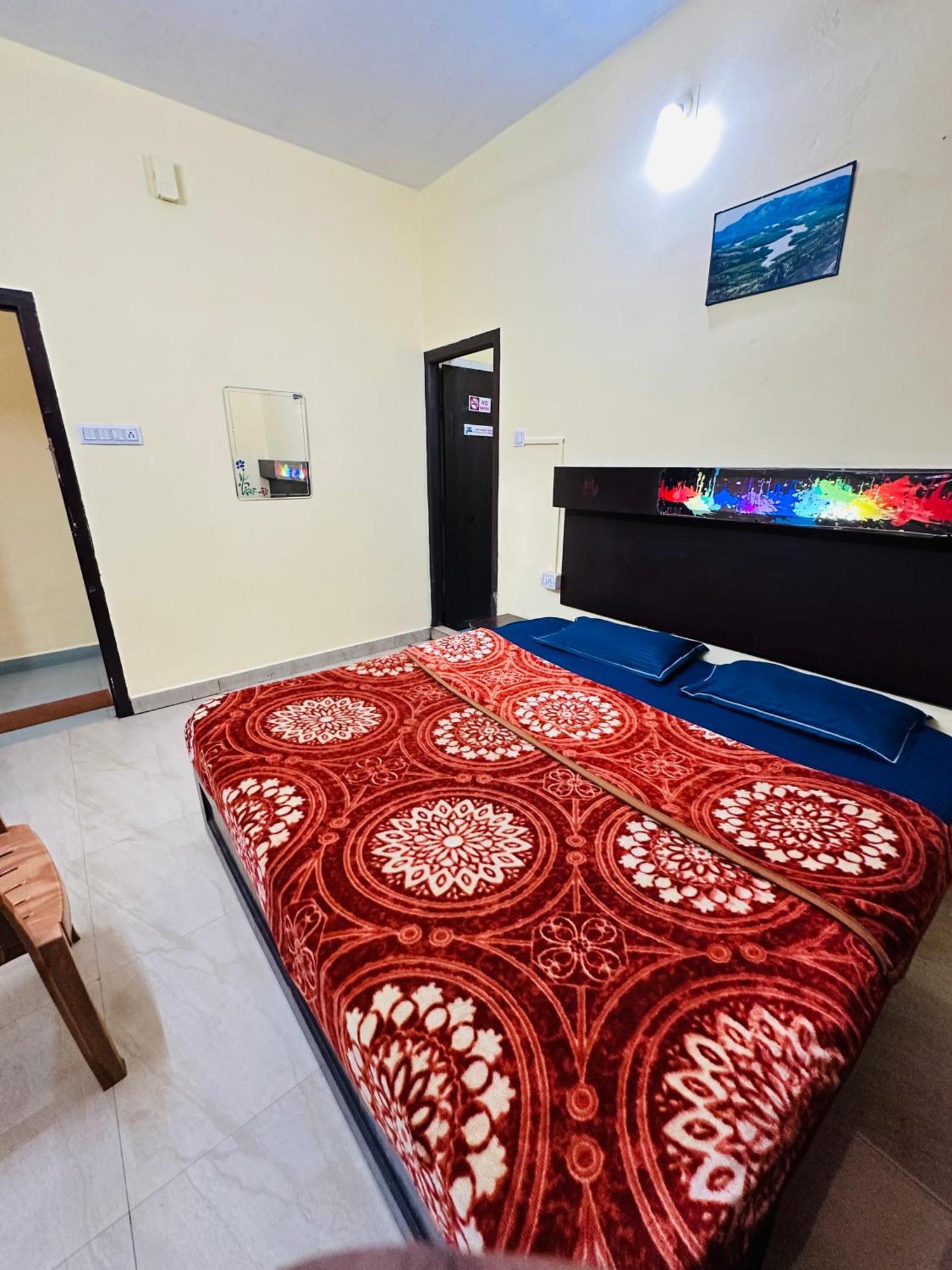 G Mount Budget Stay Munnar Εξωτερικό φωτογραφία